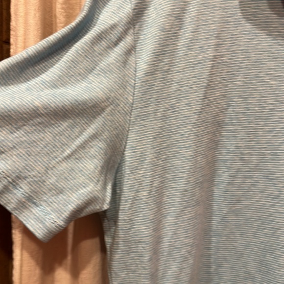 ⚜️EUC TOMMY BAHAMA heathered-mint green polo top Size Large - Picture 7 of 7